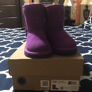 Toddler Purple Uggs boots